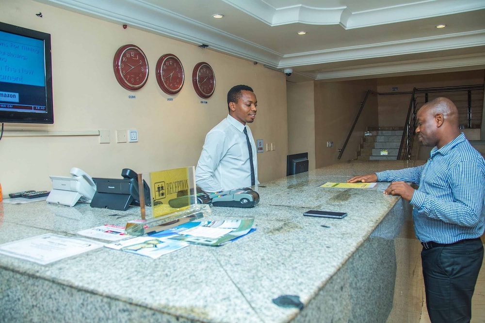 Royal Crest Hotel & Suites 8/50