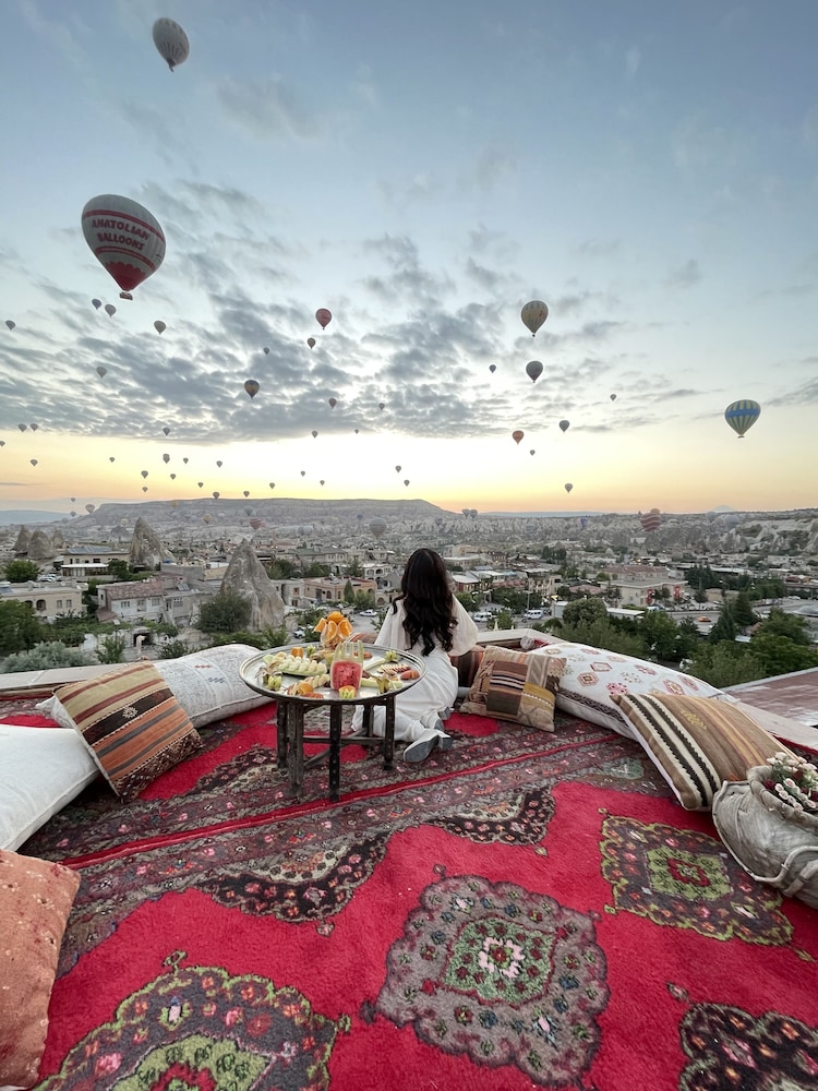 Doors Of Cappadocia 38/50