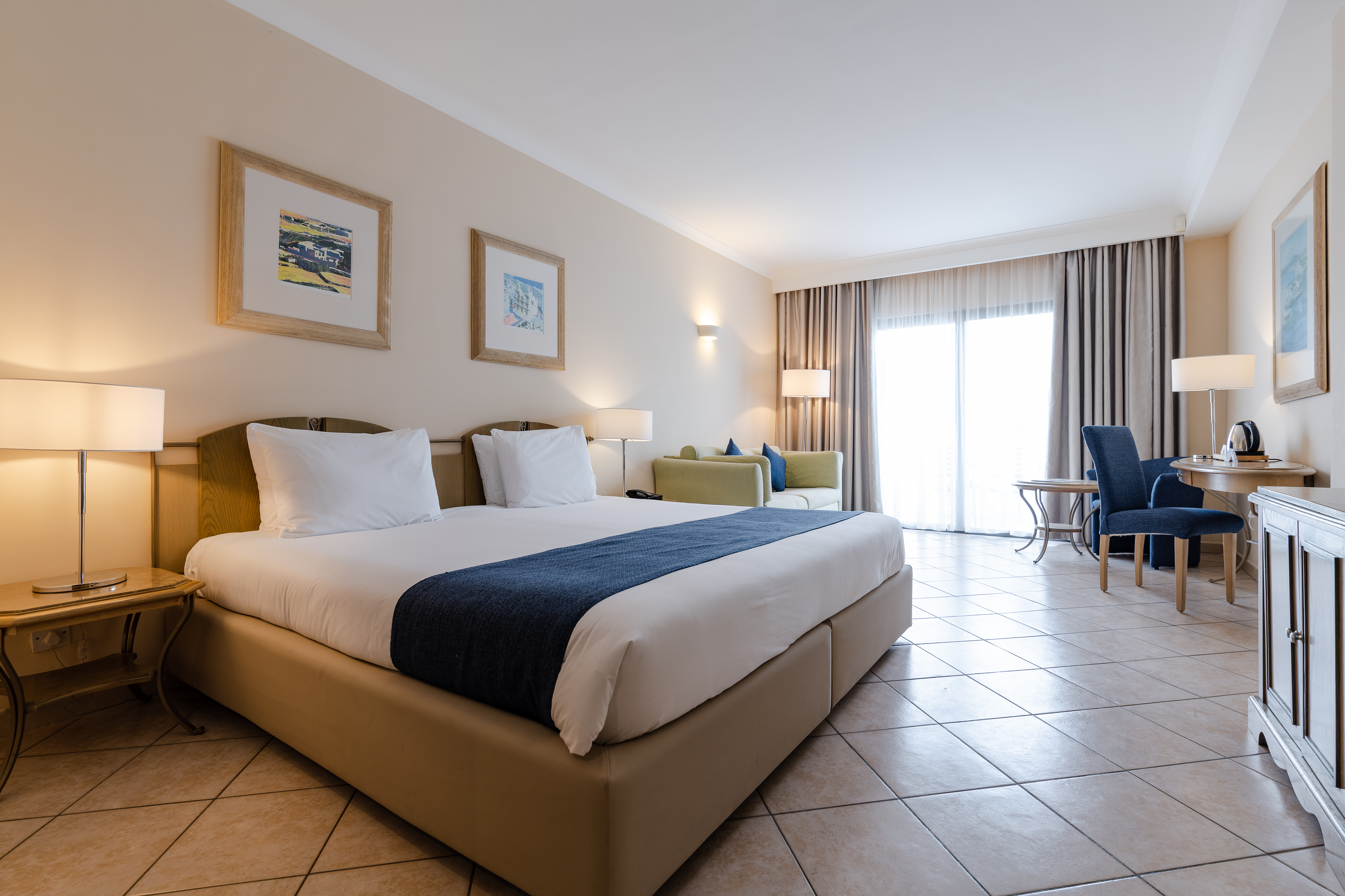 Junior Suite, Double Bed, Garden View