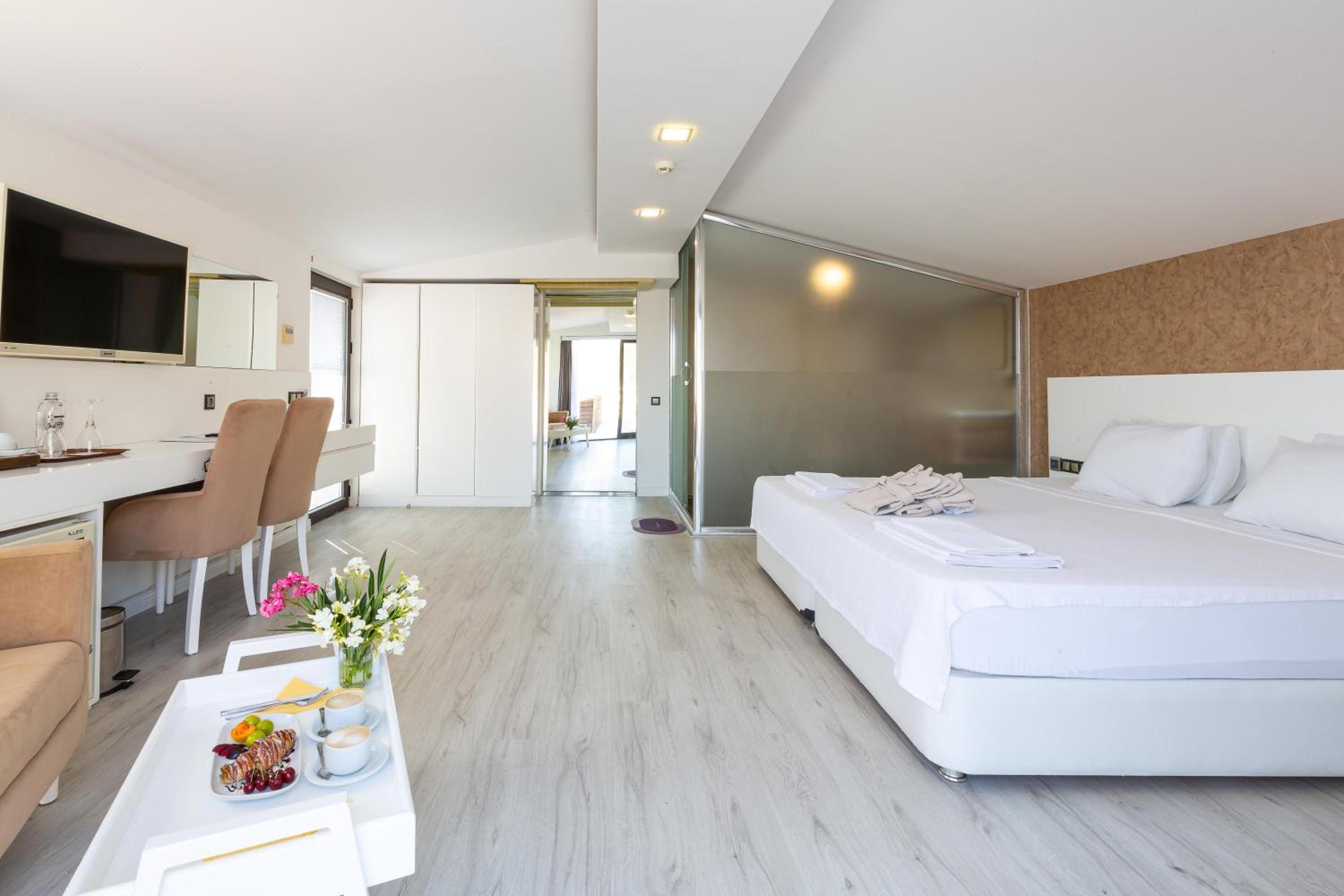 Suite, Private Pool