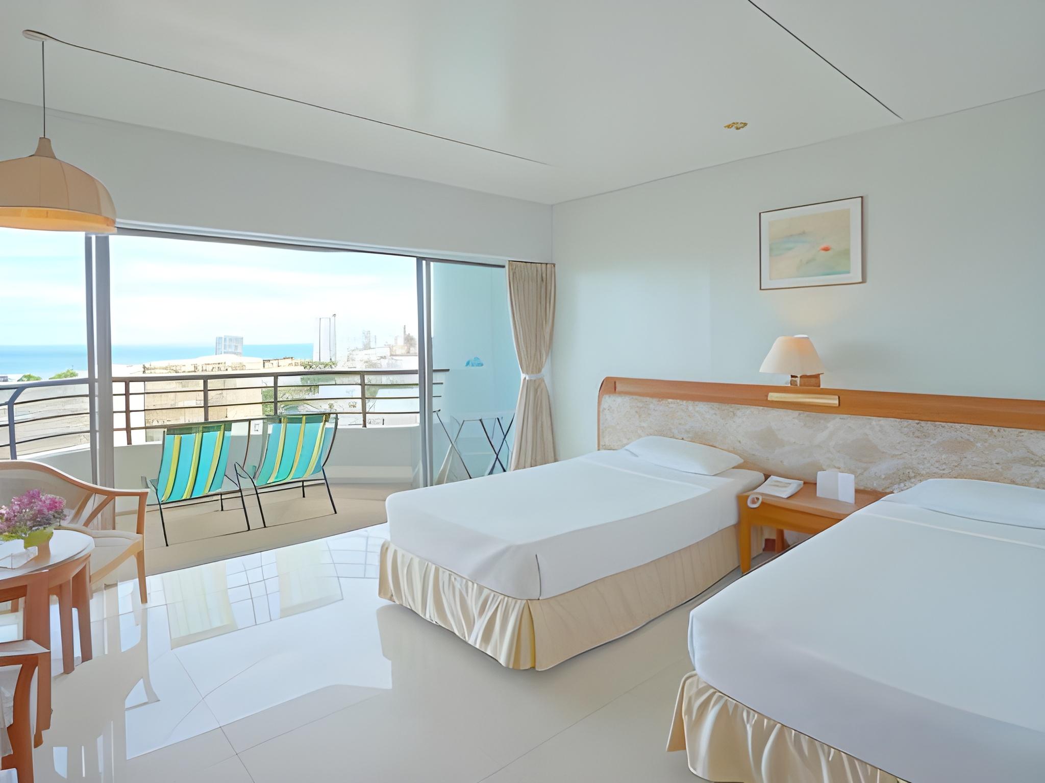 Room, Twin Beds