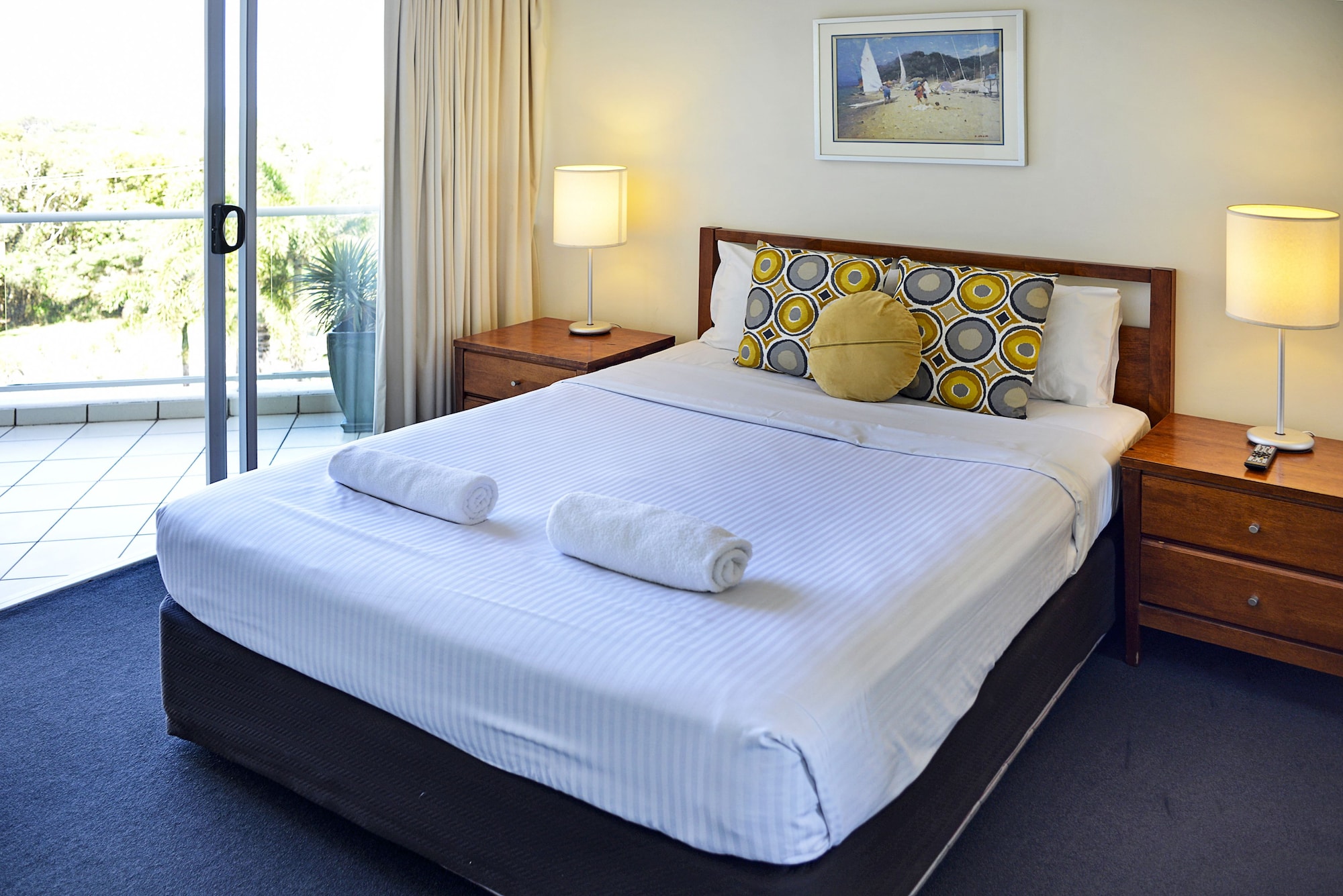 2 Bedrooms, Roof Top, Apartment, Queen and Twin Beds, Sea View