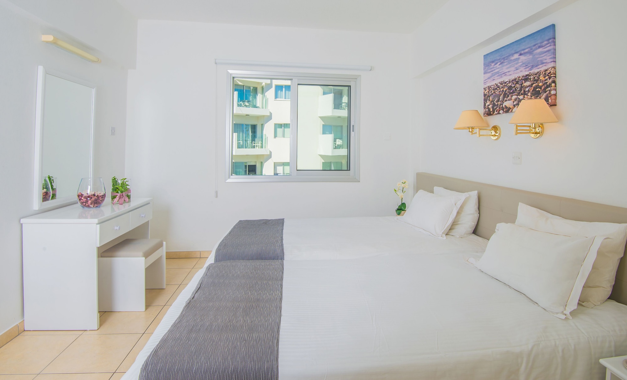 1 BEDROOM, APARTMENT