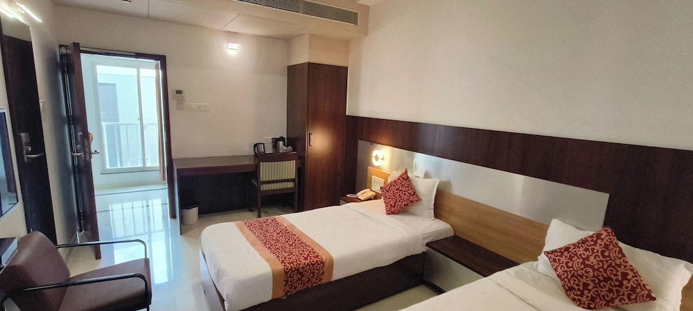 Hotel The Sentosa 10/36