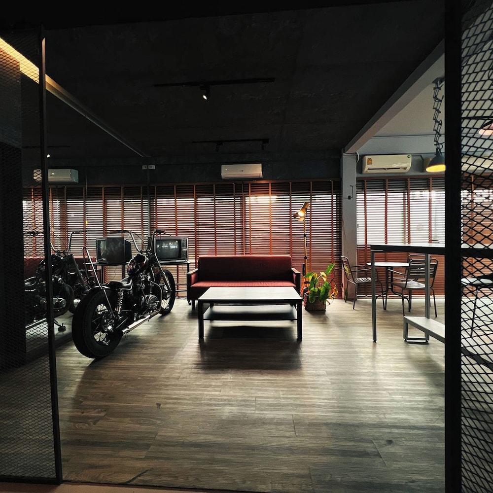 BW Thai Art Style Hotel 30/50