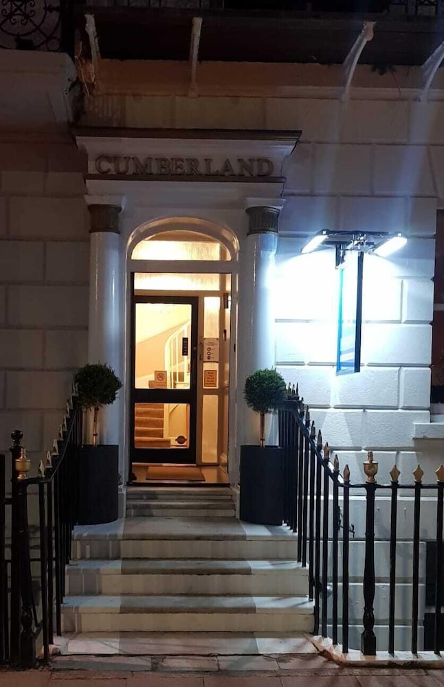 The Cumberland Hotel 4/16