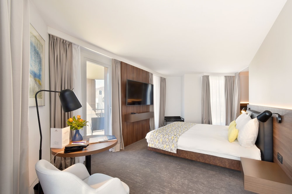 Astra Hotel Vevey 24/52