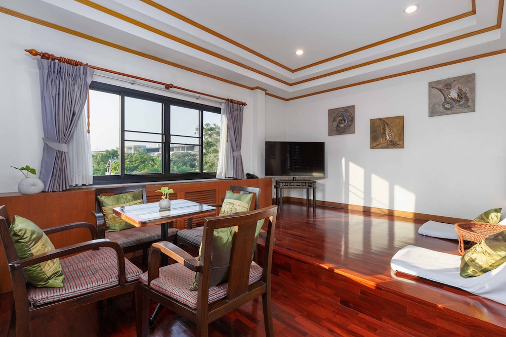 Charlie House Pinklao 43/66