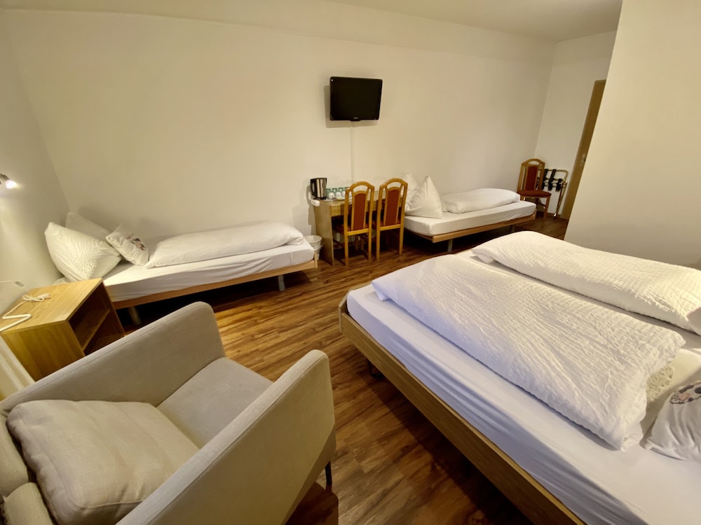 Hotel Toscana 36/55