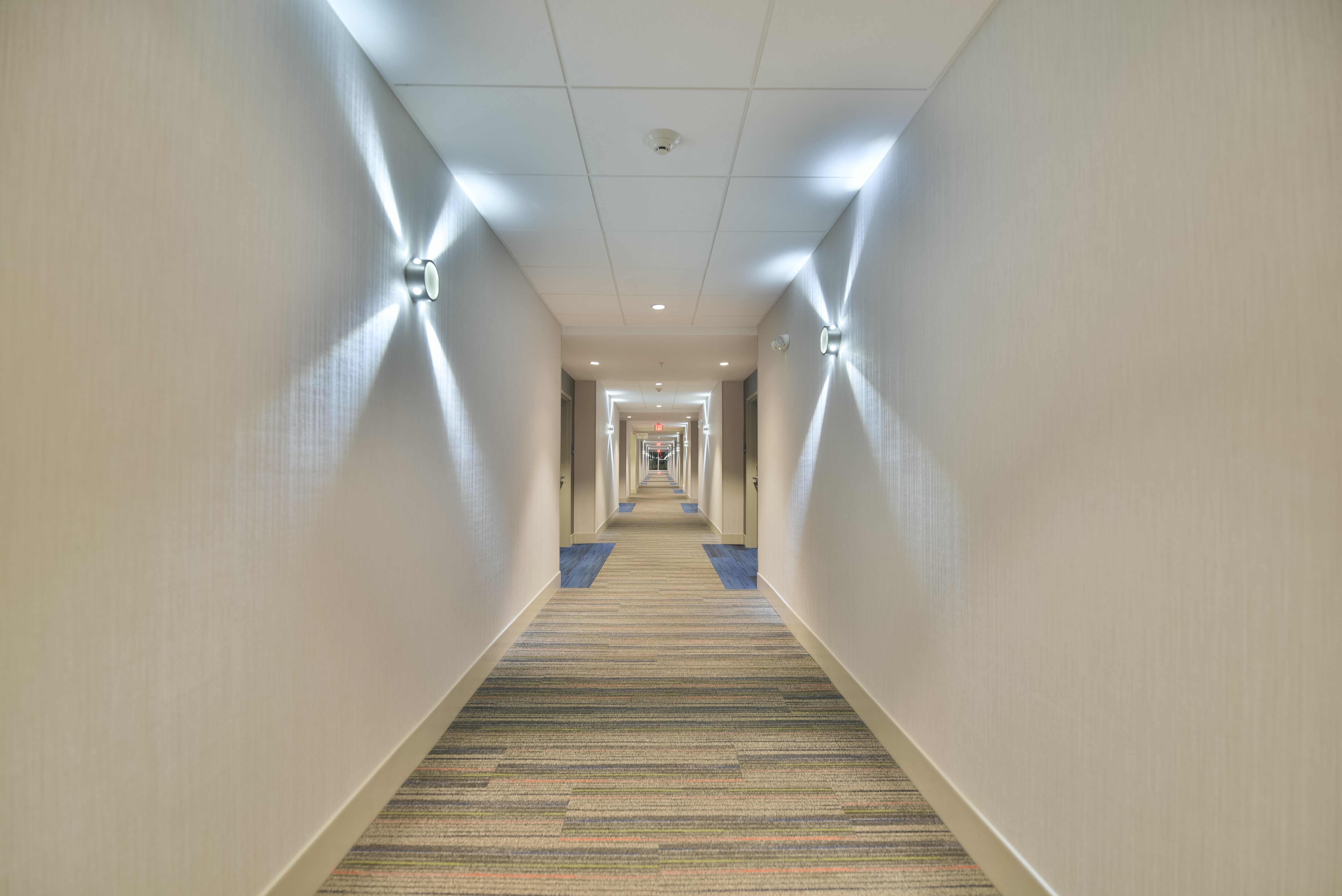 Holiday Inn Express & Suites Lehi Thanksgiving Point 24/58