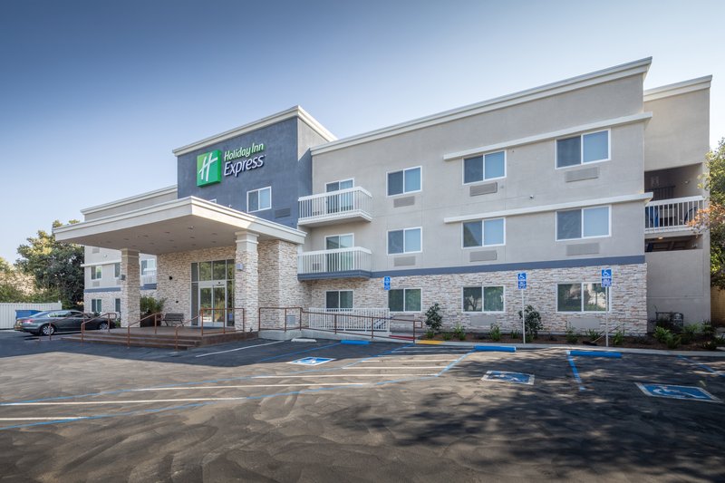 HOLIDAY INN EXPRESS SUNNYVALE - SILICON VALLEY 2/78