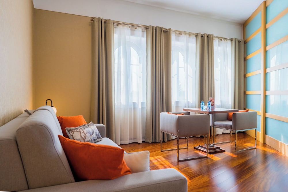 Compostela Hotel 46/61