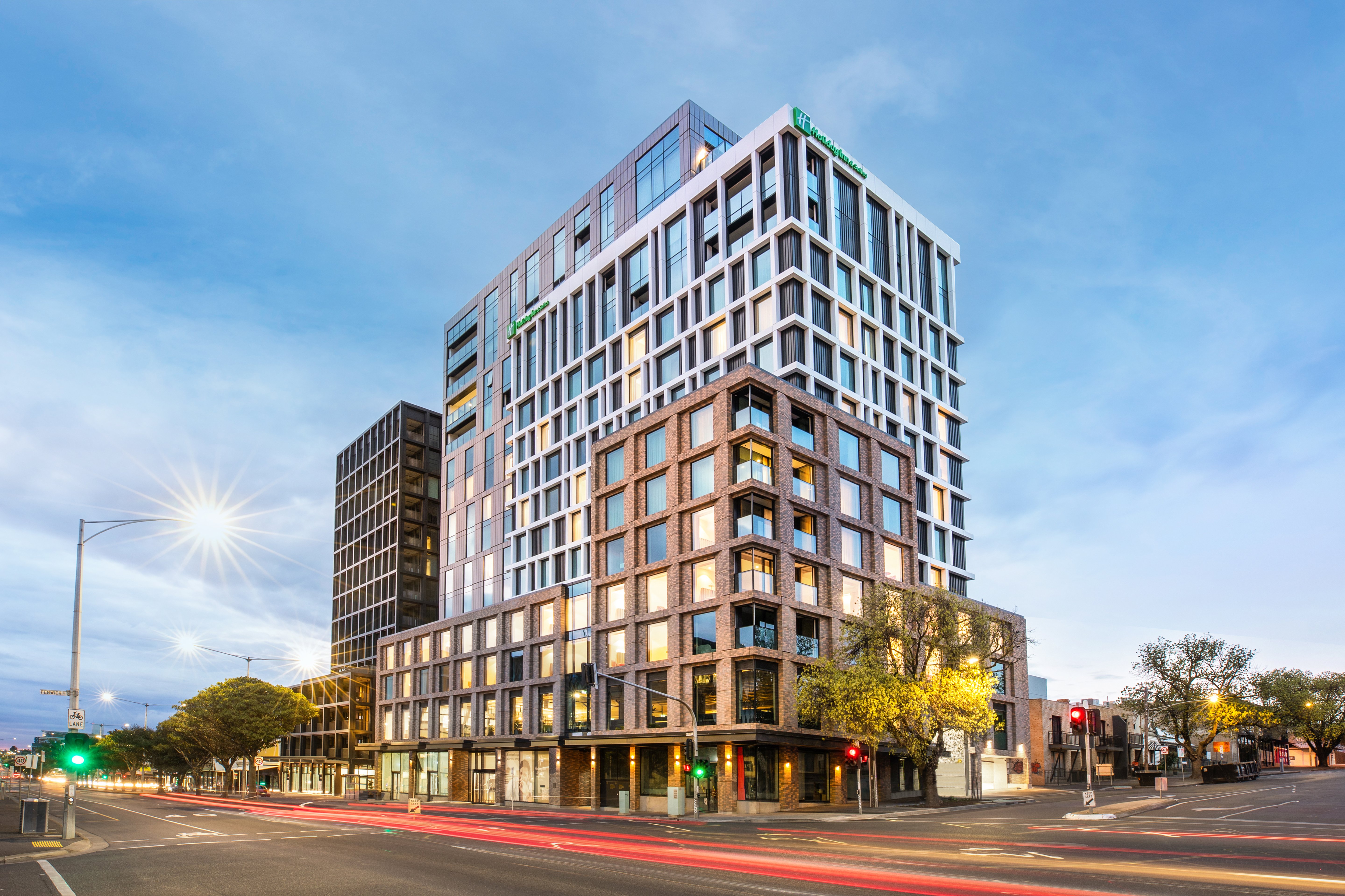 Holiday Inn & Suites Geelong 5/49