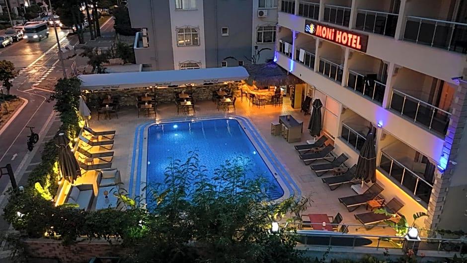 Moni Hotel 4/45