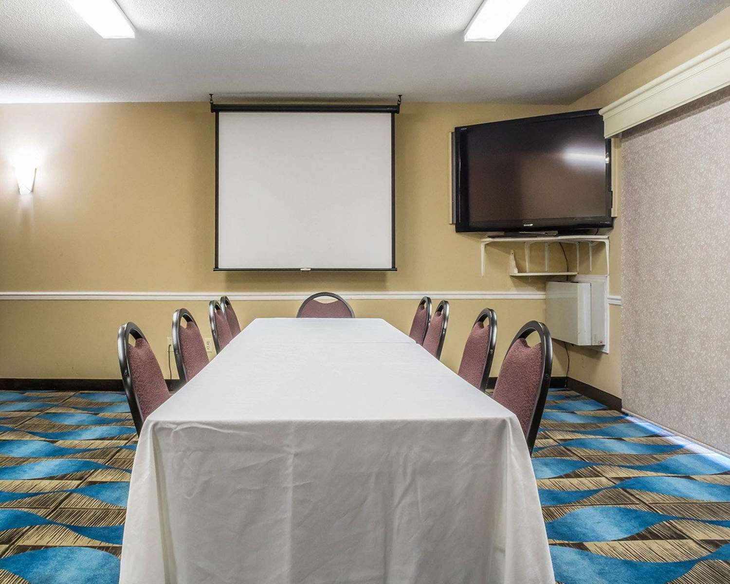 Days Inn by Wyndham Barrie 13/16