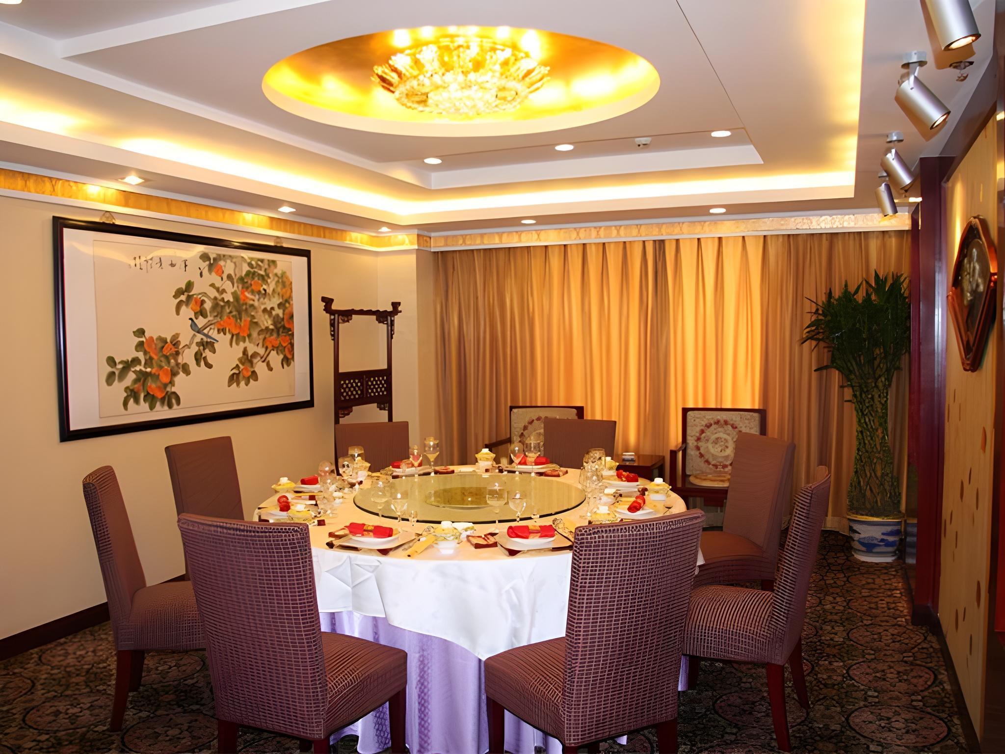 Ruyi Business 30/32