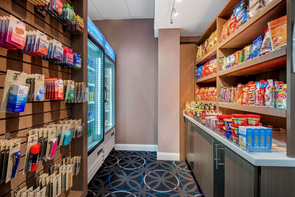 La Quinta Inn & Suites by Wyndham Lexington Park - Patuxent 43/52