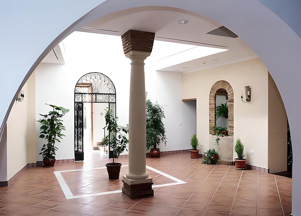 Plateros Hotel 24/50