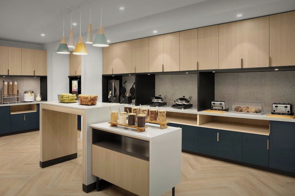 TownePlace Suites by Marriott Jacksonville Mayport 33/50