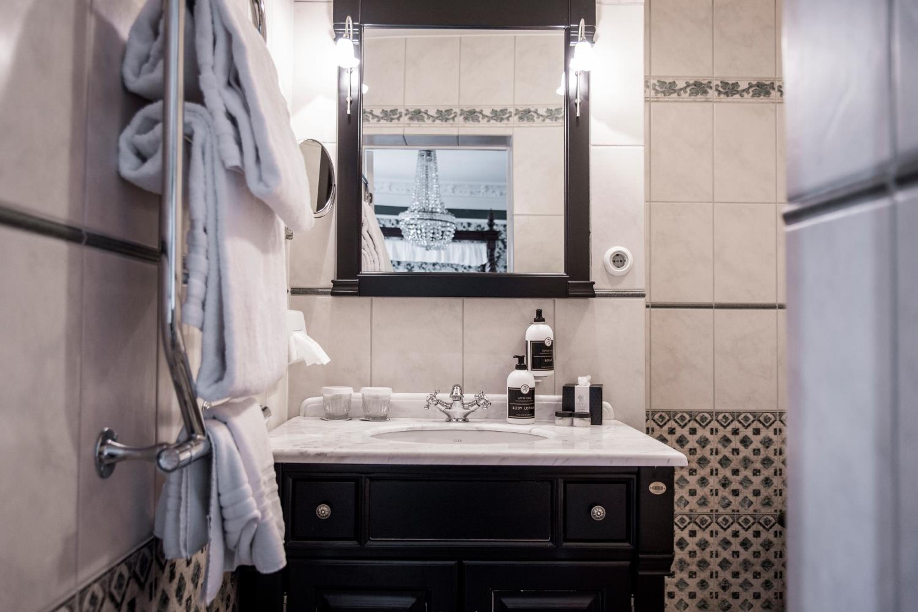 غرفة تنفيذية، Hotel Eggers 9/10