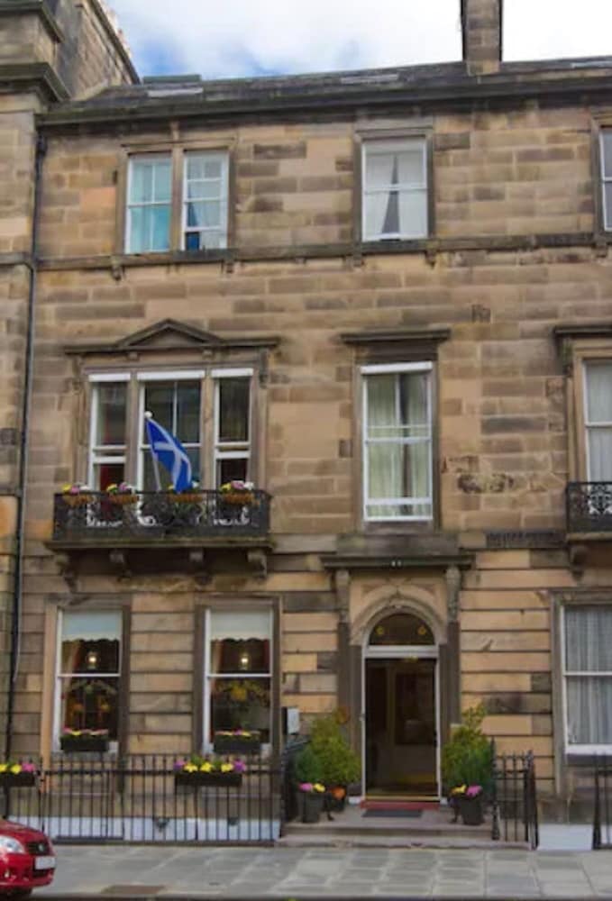 Edinburgh Thistle Hotel 2/50