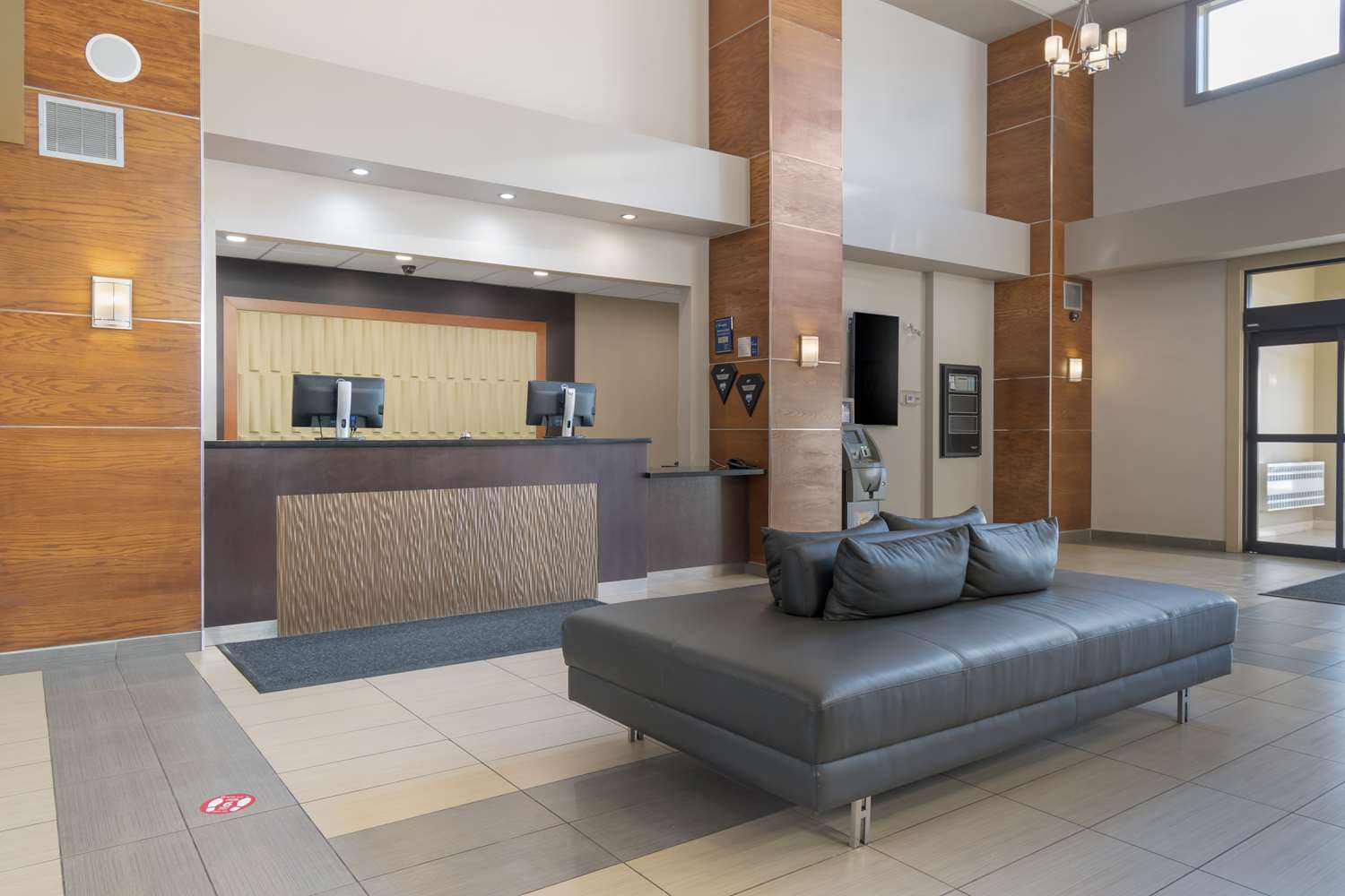 Best Western Plus Moose Jaw 5/25
