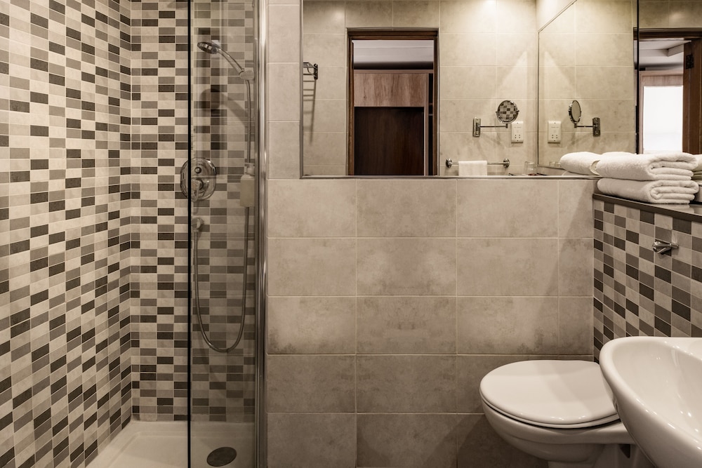 Qawra Palace Resort & Spa 66/66
