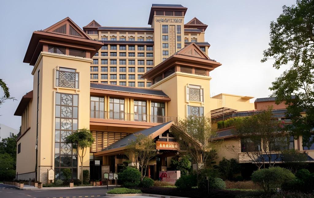 Chimelong Xiangjiang Hotel (Guangzhou Chimelong Safari Park) 3/47