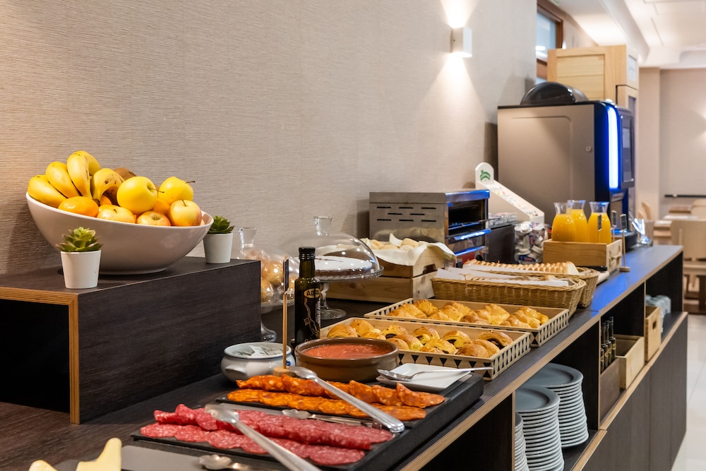 ホテル シウダッド デ コンポステラ(Ciudad de Compostela Hotel) 写真2
