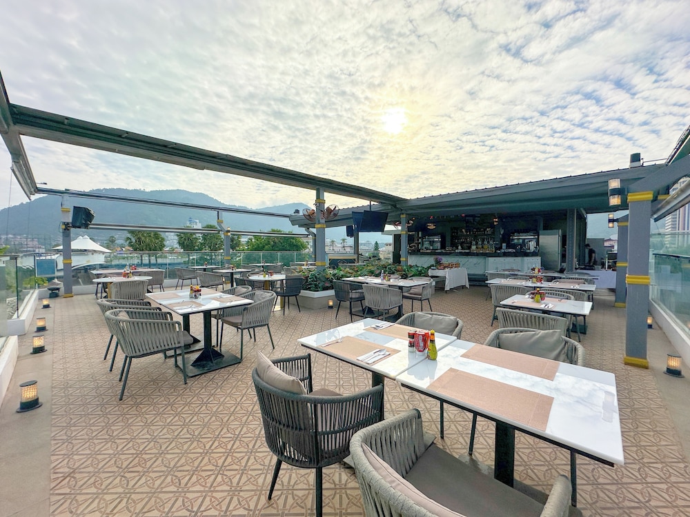 Clarian Hotel Beach Patong 34/49
