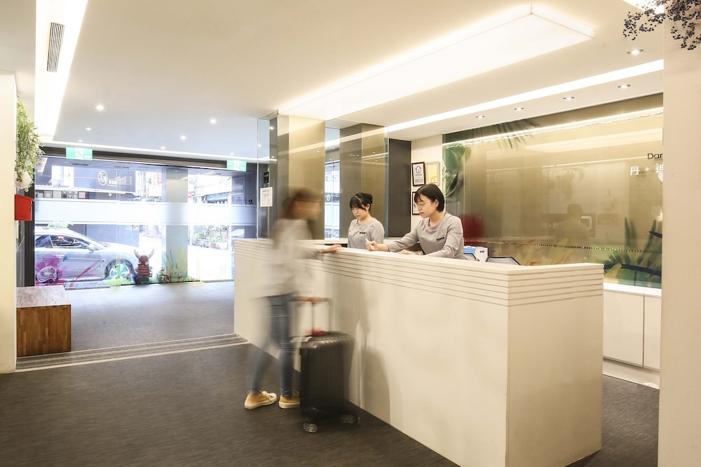 Lobby at Dandy Hotel Tianjin Branch, TAIPEI