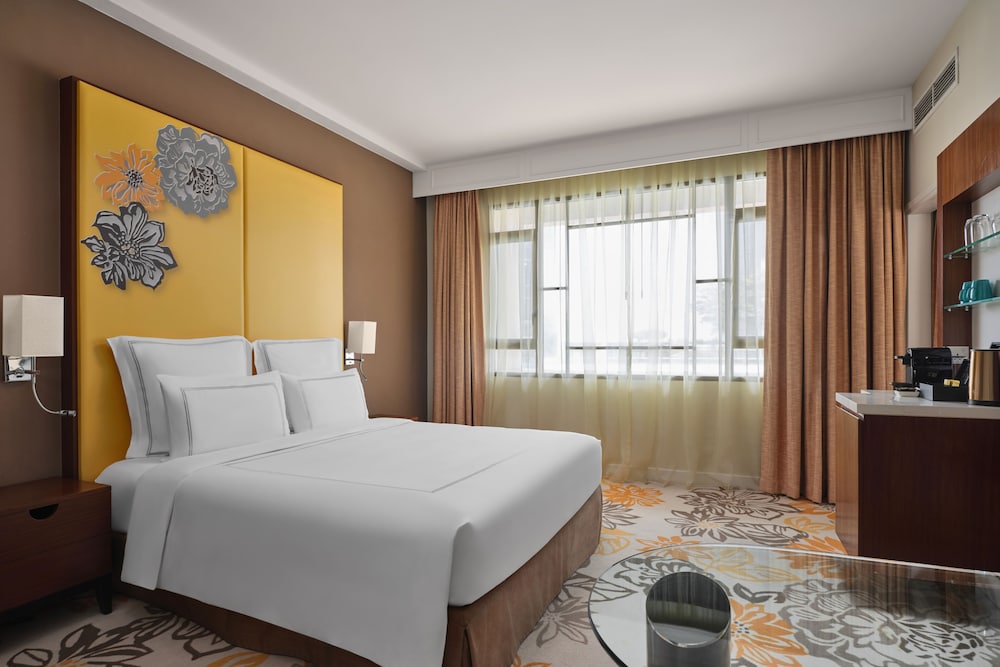 Paradox Singapore 22/47
