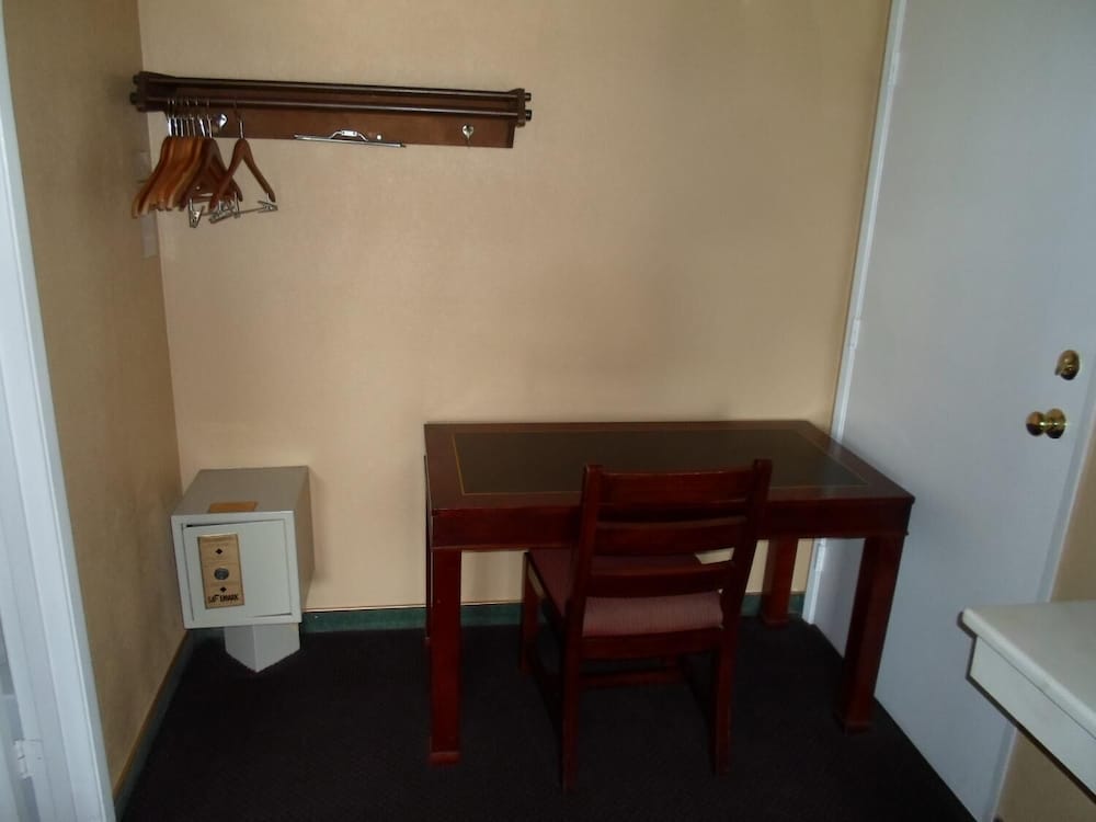 Heritage Inn 38/57
