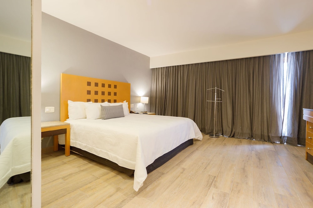 Real Inn Torreon 11/50