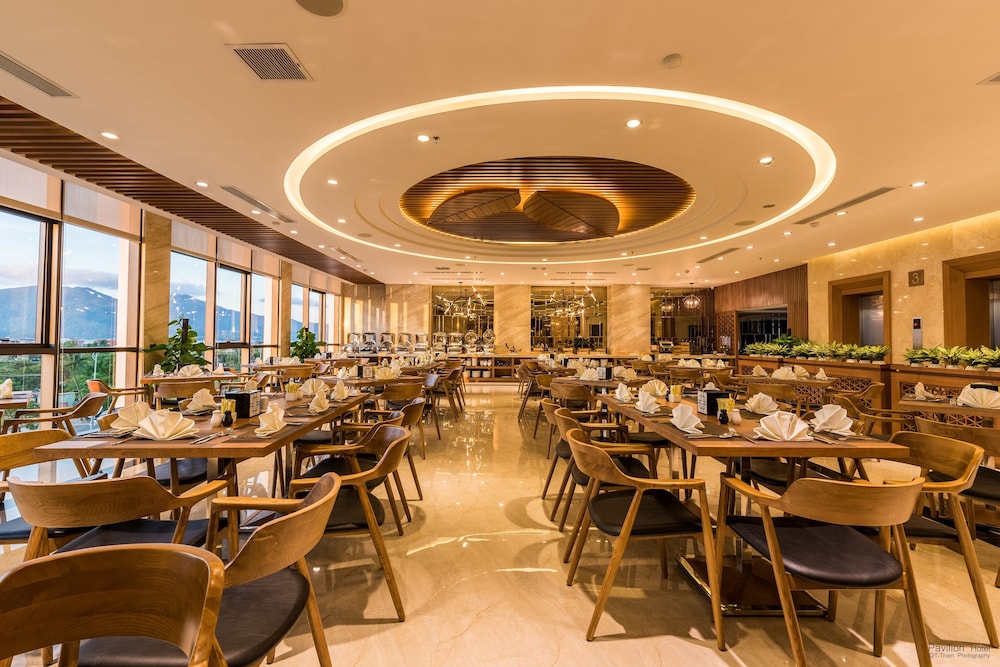 Pavilion Hotel Da Nang 65/77