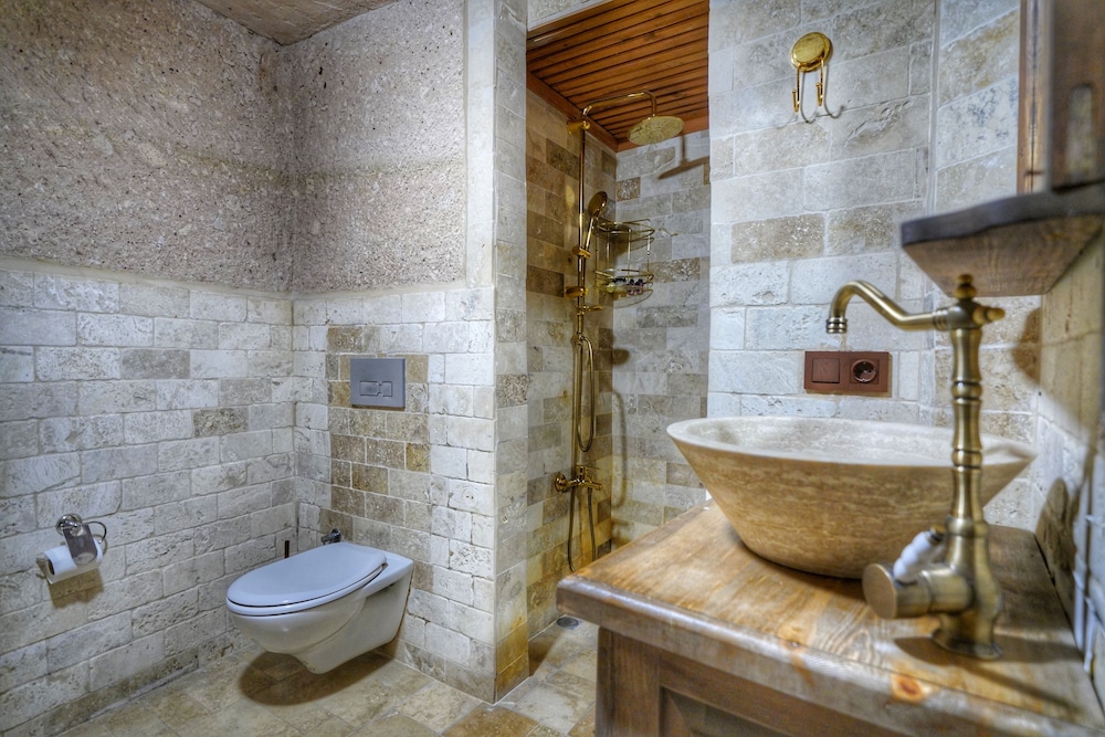 Taka Ev Cave Hotel & Guest House 46/50