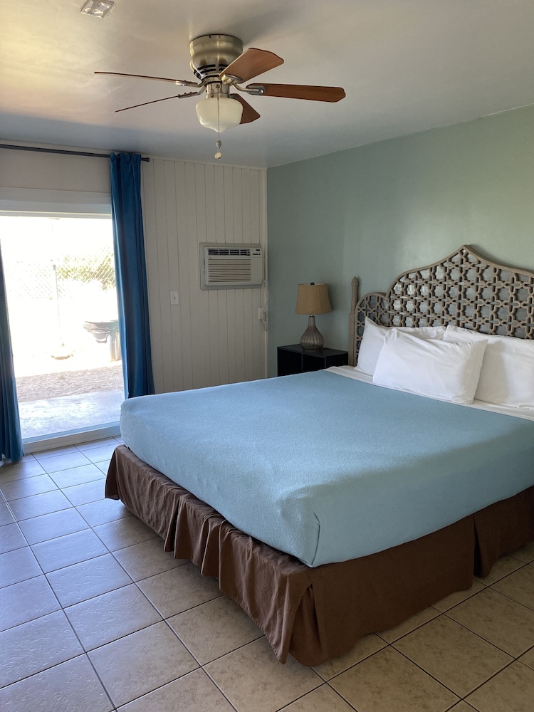 Ocean Villa Inn 31/66