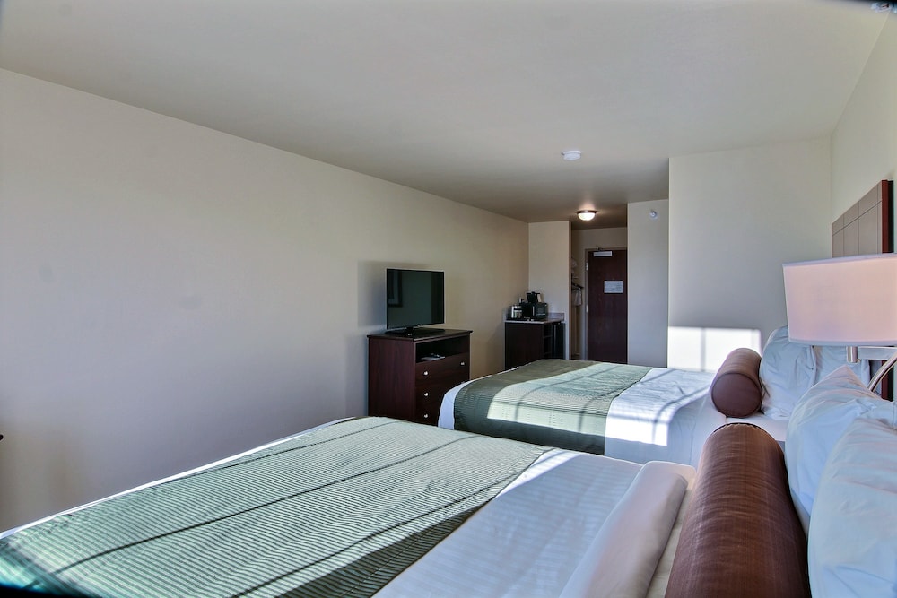 Cobblestone Hotel & Suites - Beulah 12/62