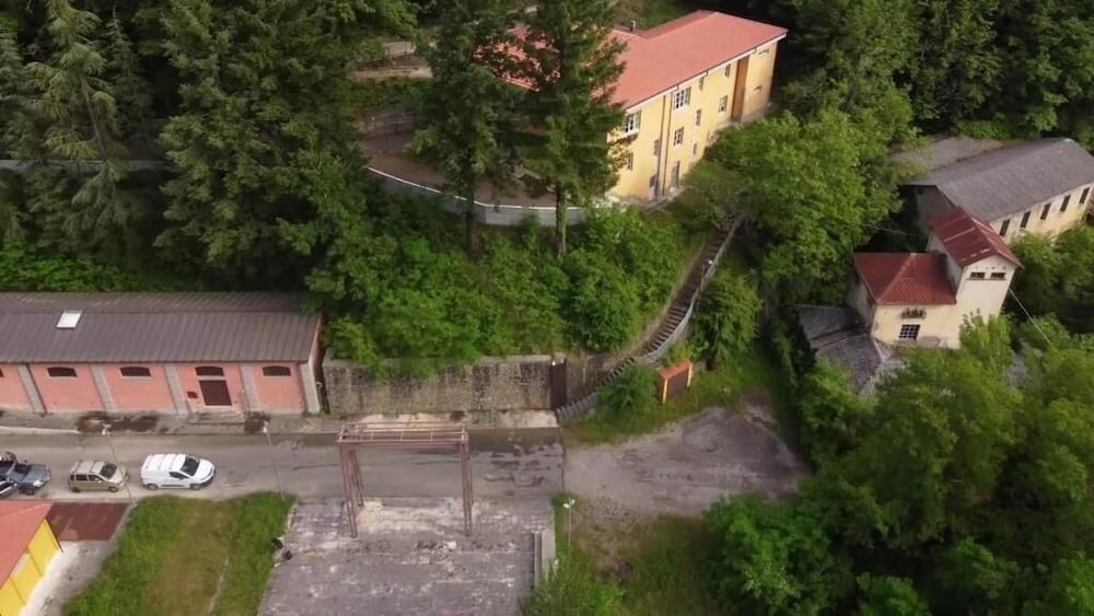 Ostello La Miniera 36/41