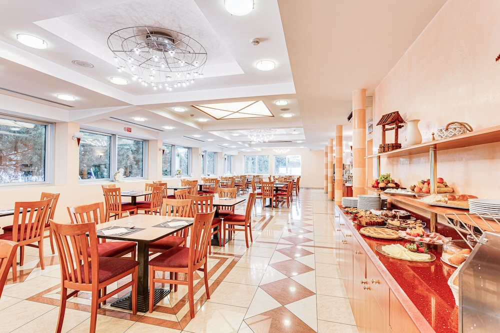 Hotel Villa Maria 34/48