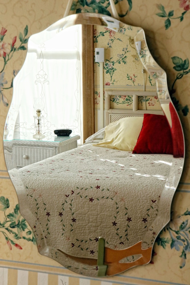 Barrister s Bed & Breakfast 27/42