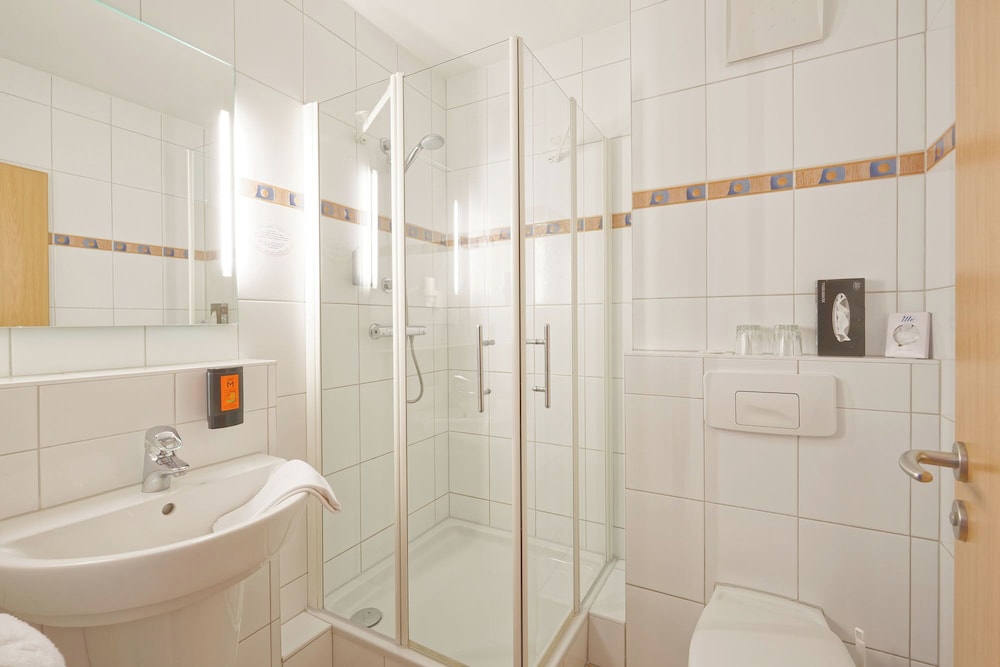 Friends Hotel Kerpen 45/48