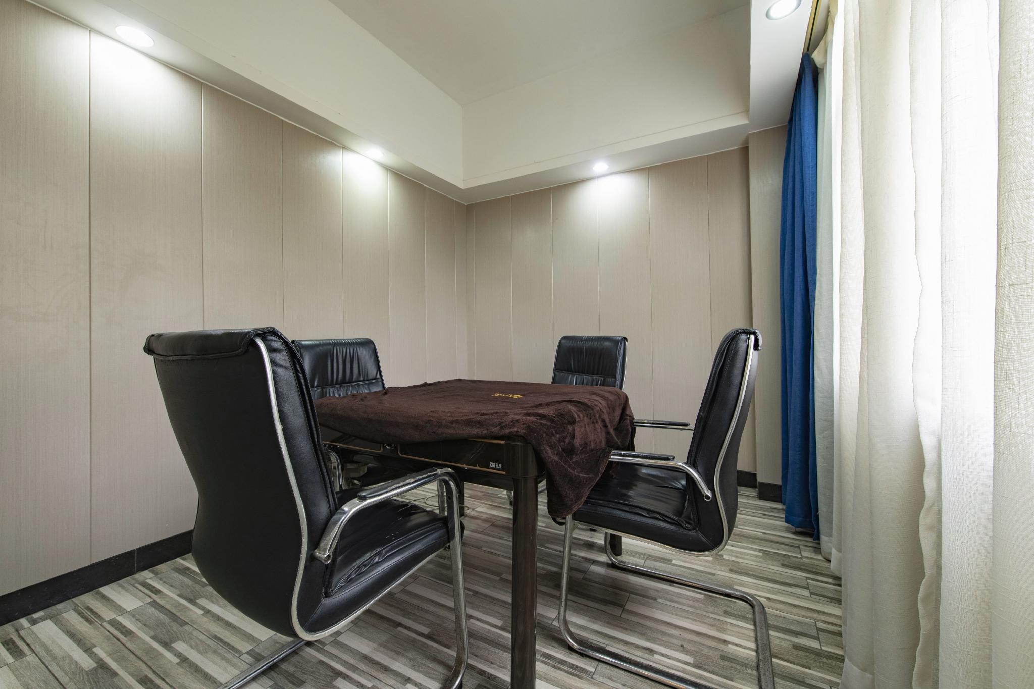 Jtour Hotel Zhuhai Xiangzhou Pearl Light Rail Station Branch 25/28