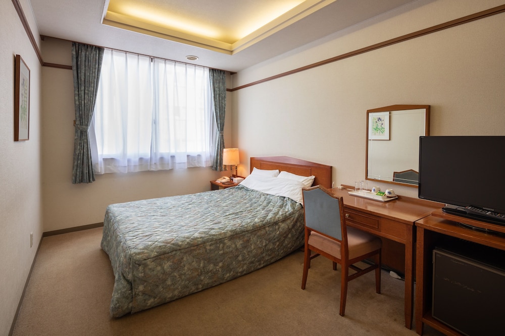 ROOM, DOUBLE BED