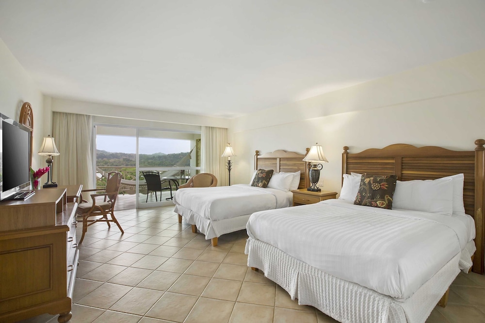 Gamboa Rainforest Reserve Hotel 31/67