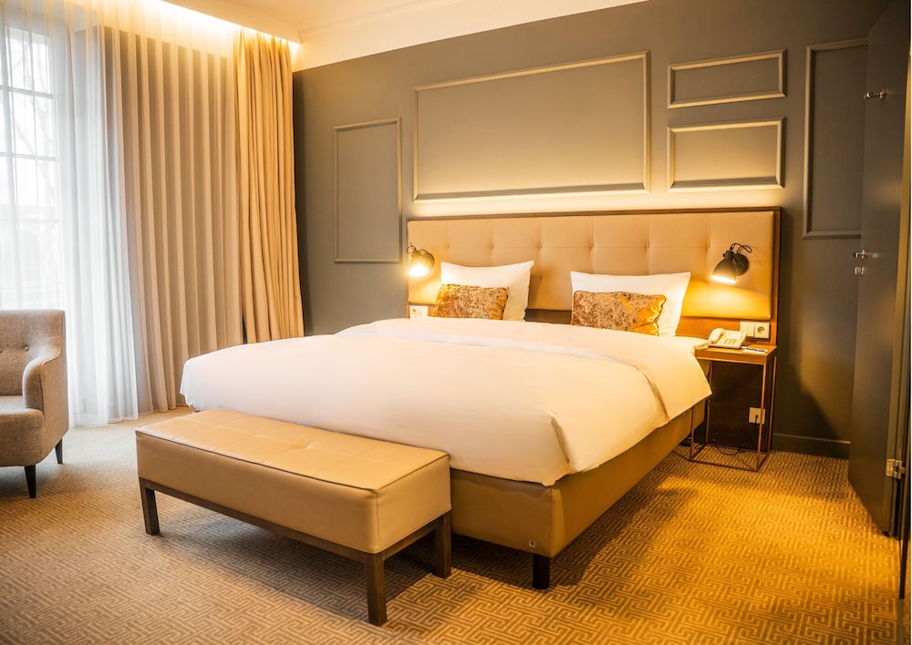 Elegant, Double Bed