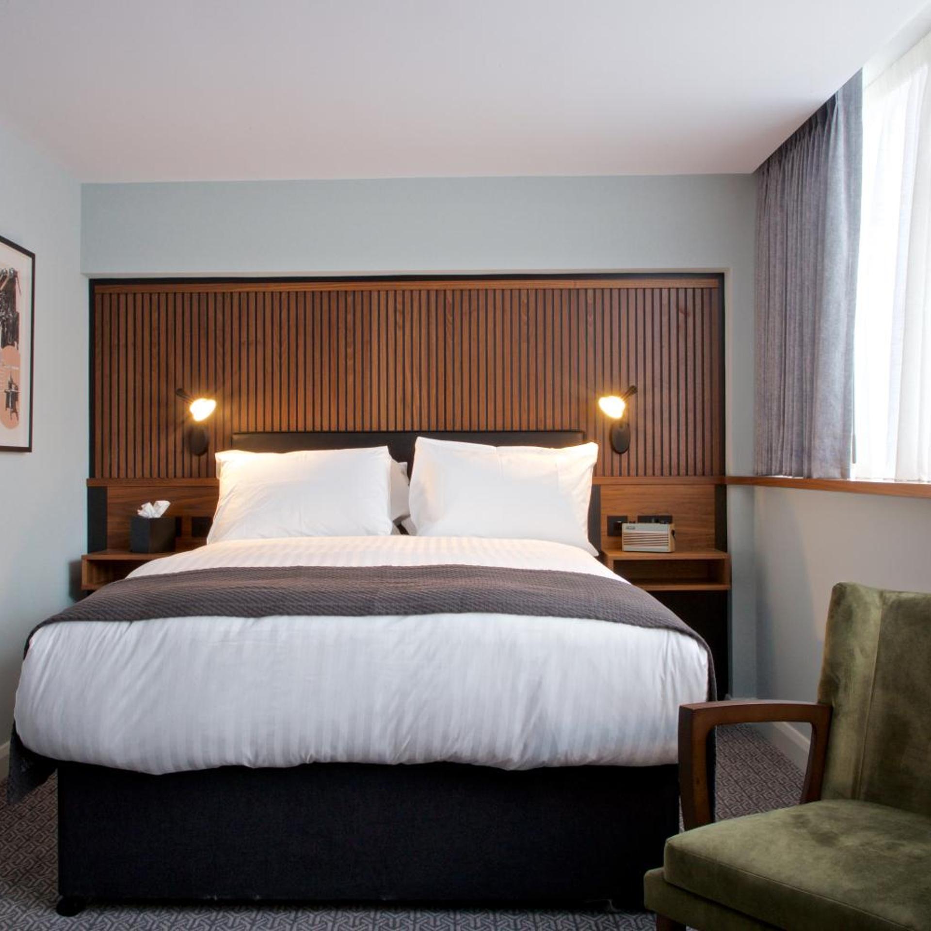 Big, Double or Twin Bed