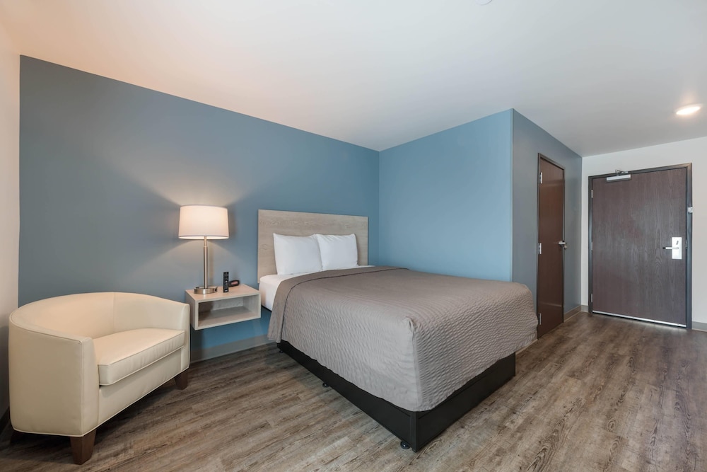WoodSpring Suites Concord-Charlotte Speedway 13/36