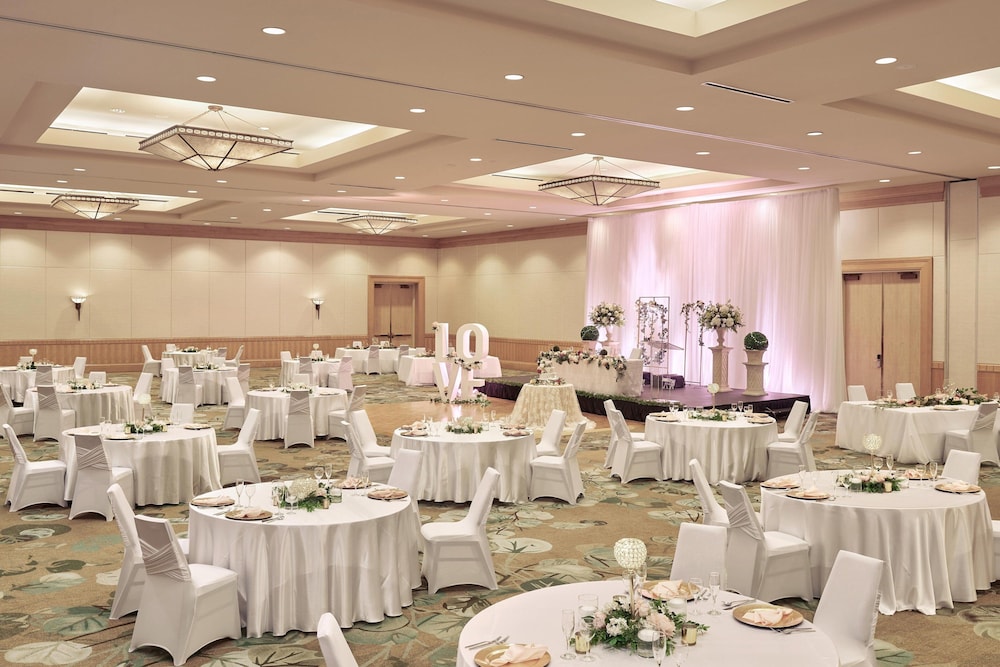 Westin Bayshore 54/72