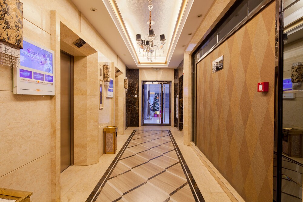Sanlitun Xin Xiang Ya Yuan Apartment 12/49